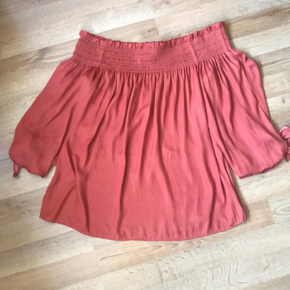 LOFT Tops - LOFT Tie Cuff Off Shoulder top